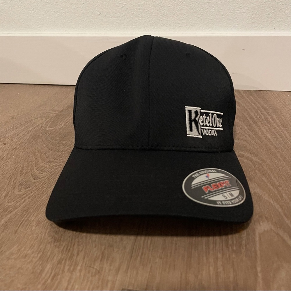 Ketel one vodka hat black
